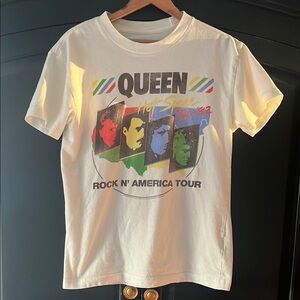 Abercrombie & Fitch White Graphic Tee